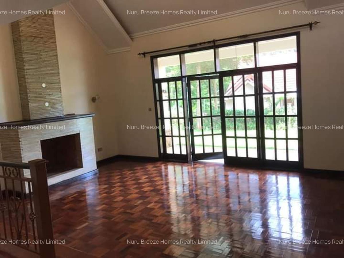 4 Bed Townhouse with En Suite in Rosslyn - 15