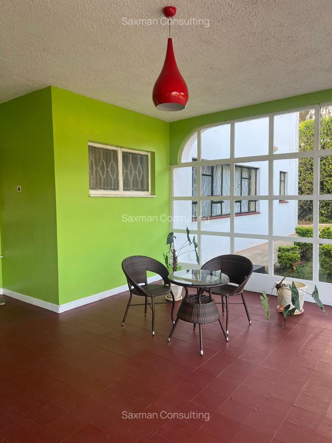 7 Bed House with En Suite in Runda - 16