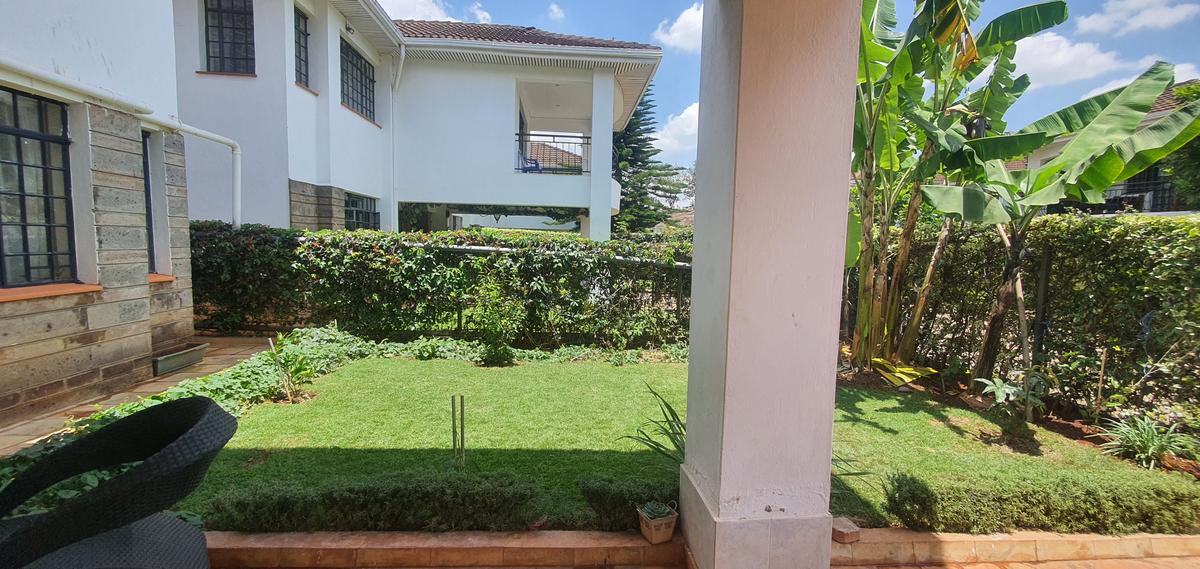 5 Bed Townhouse with En Suite at Westlands - 17