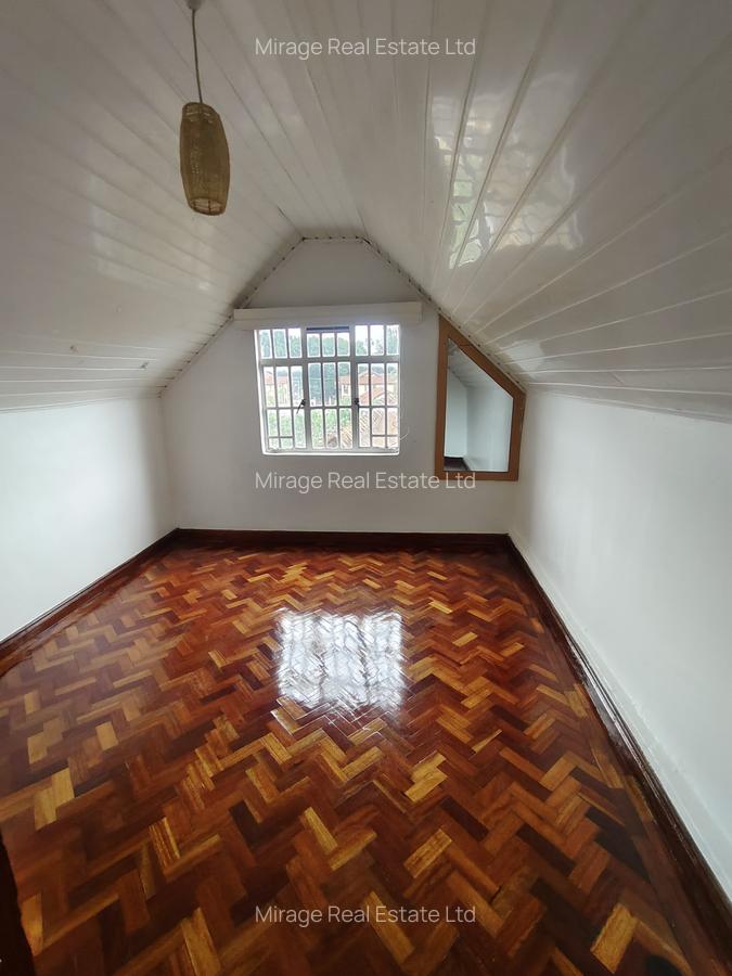 4 Bed Apartment with Swimming Pool in Kilimani - 19