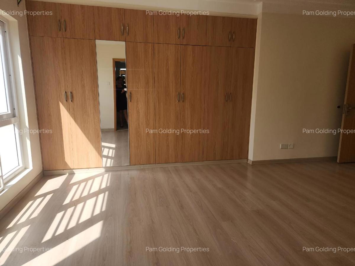 3 Bed Apartment with En Suite in Rhapta Road - 9
