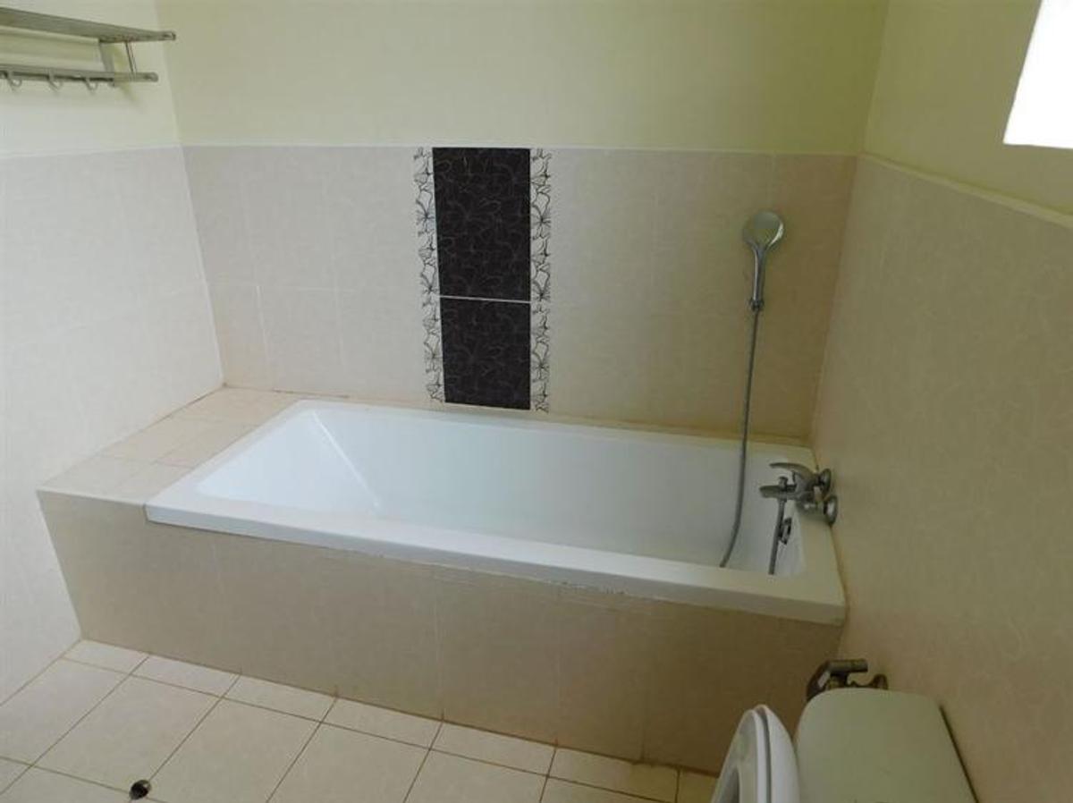4 Bed House with En Suite in Kiambu Road - 14