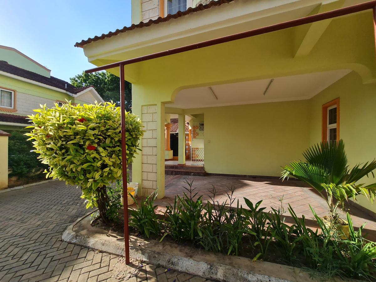 4 Bed House with En Suite in Nyali Area - 8