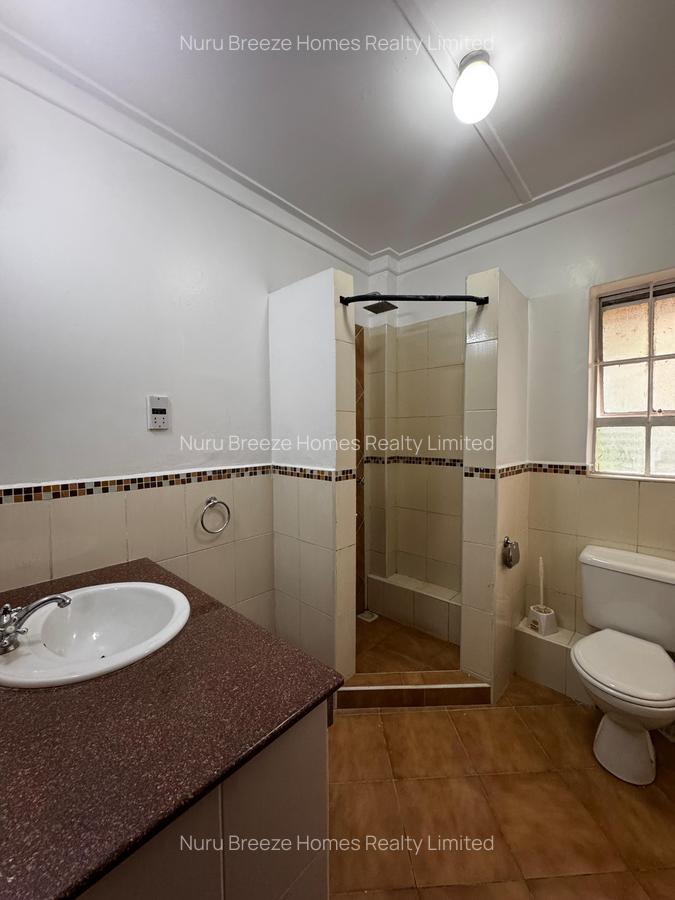 5 Bed Townhouse with En Suite in Rosslyn - 7