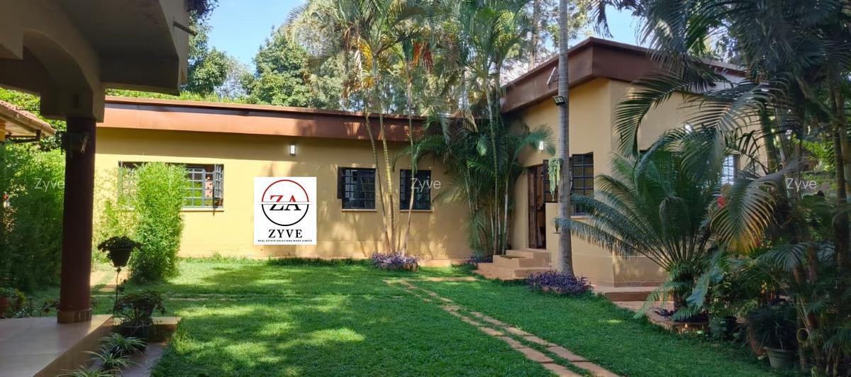 Serviced 2 Bed Apartment with En Suite in Runda - 16