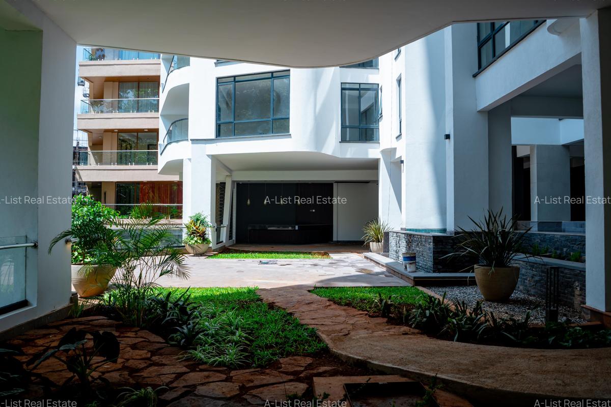 2 Bed Apartment with En Suite at Peponi Road - 13