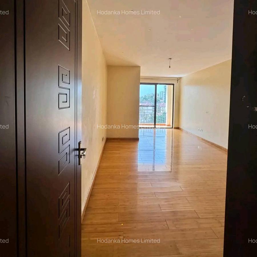 Serviced 3 Bed Apartment with En Suite in Kilimani - 10