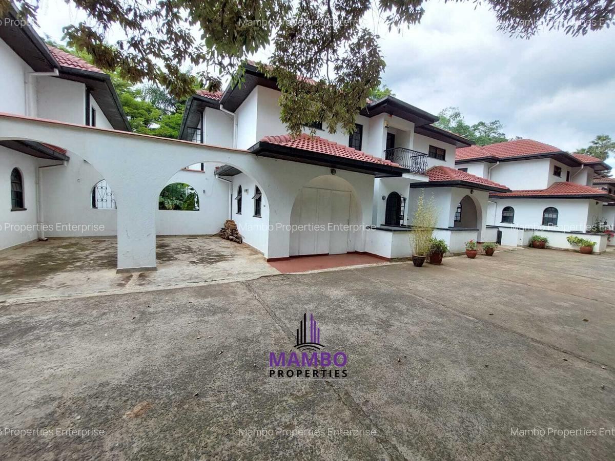 4 Bed Townhouse with En Suite at Riverside Dr - 1