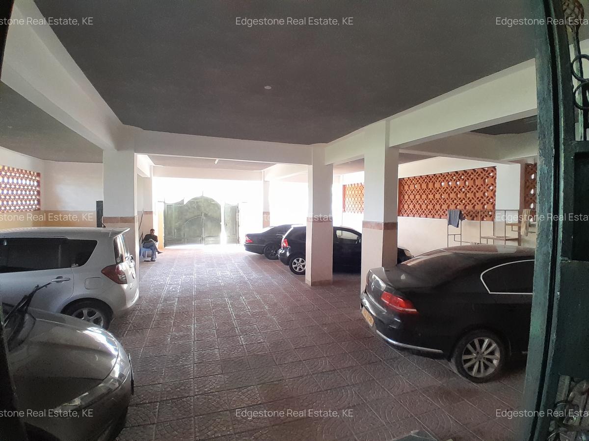 4 Bed Apartment with En Suite in Nyali Area - 18