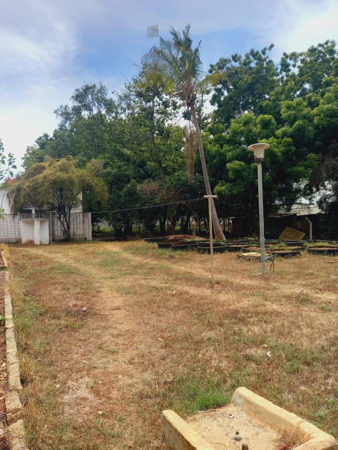 2 ac Land in Nyali Area - 2