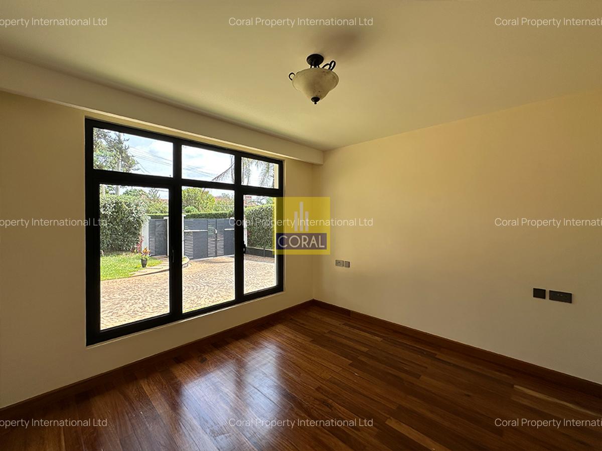 5 Bed House in Runda - 8