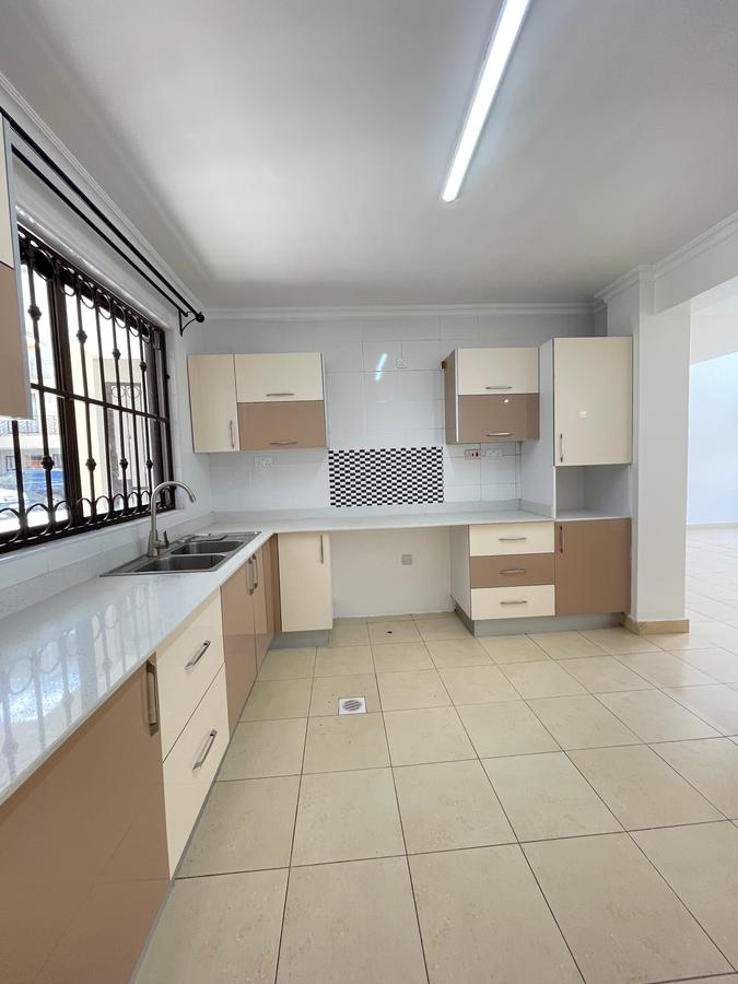 5 Bed Townhouse with En Suite in Syokimau - 5