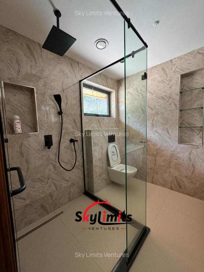 3 Bed House with En Suite at Loresho Ridge - 14