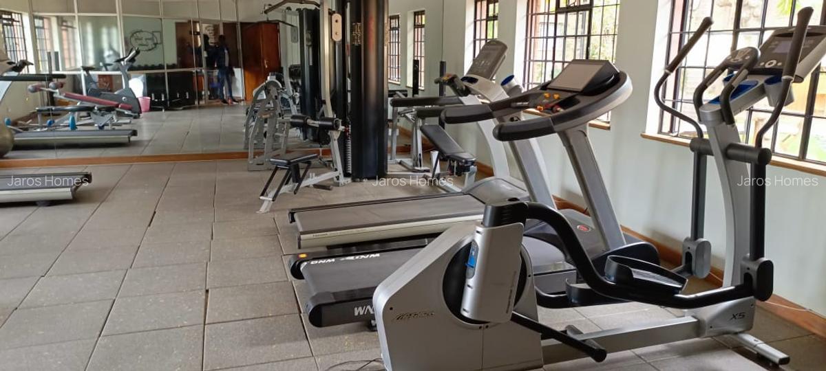 Serviced 3 Bed Apartment with En Suite at Spring Valley Lane - 13