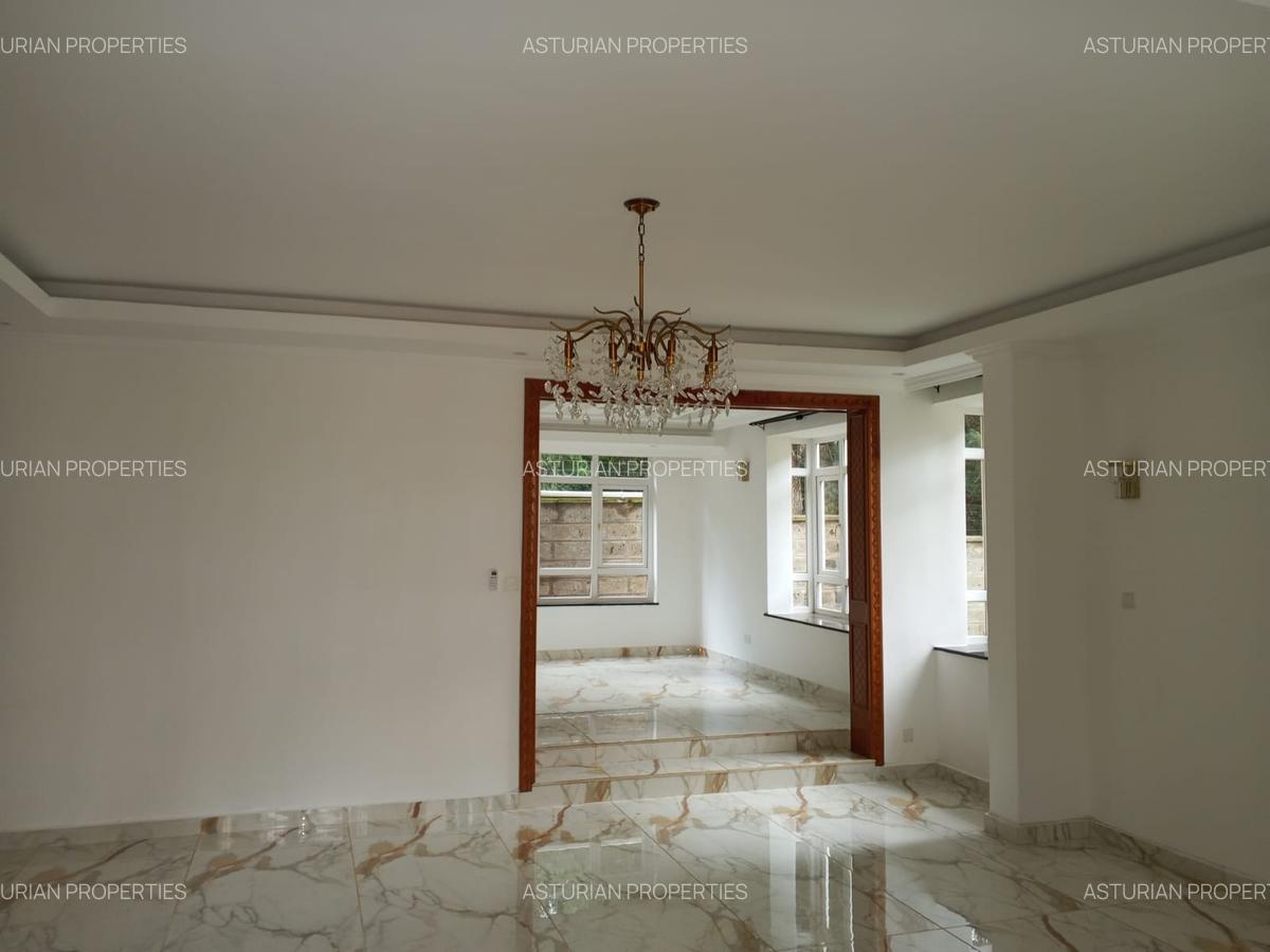 4 Bed Townhouse with En Suite in Lavington - 3
