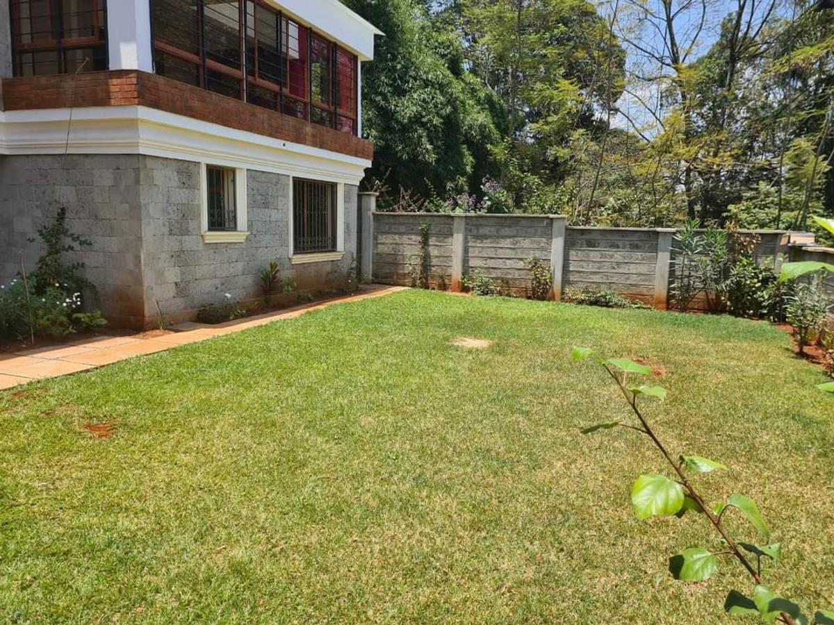 5 Bed Townhouse with En Suite in Spring Valley - 1