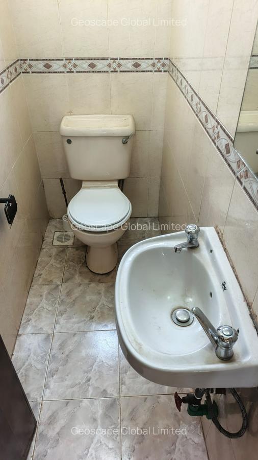 5 Bed House with En Suite in Karen - 14