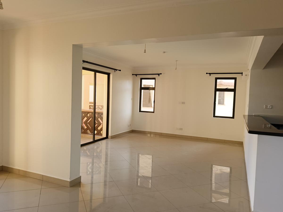 Serviced 4 Bed Apartment with Backup Generator at Links Road - 6