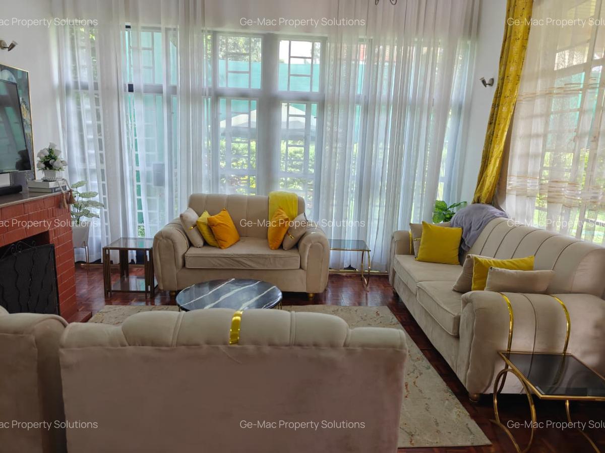 5 Bed House with En Suite in Runda - 3