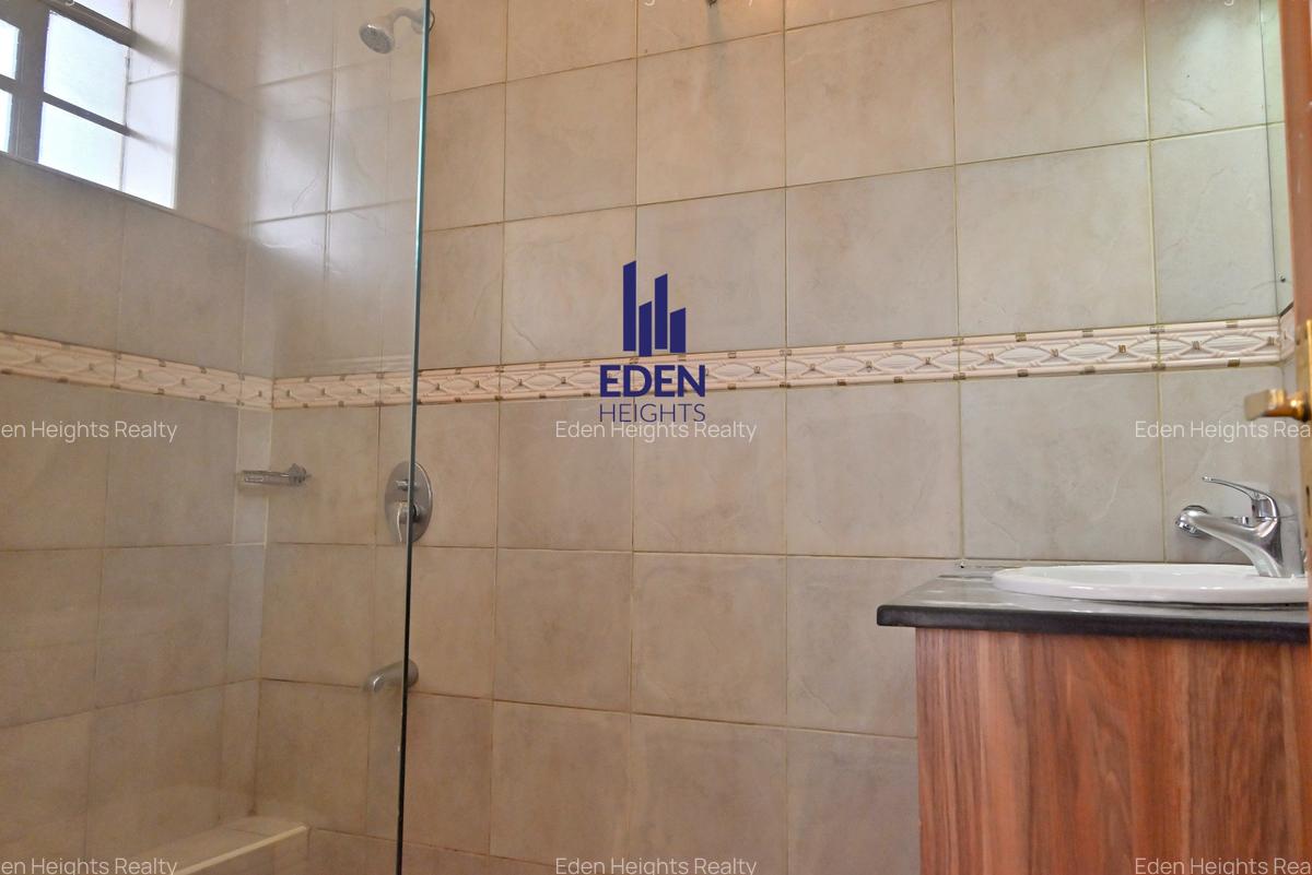 4 Bed Townhouse with En Suite in Kitisuru - 10