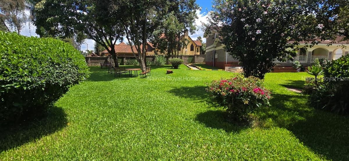 6 Bed House with En Suite at Loresho Road - 5