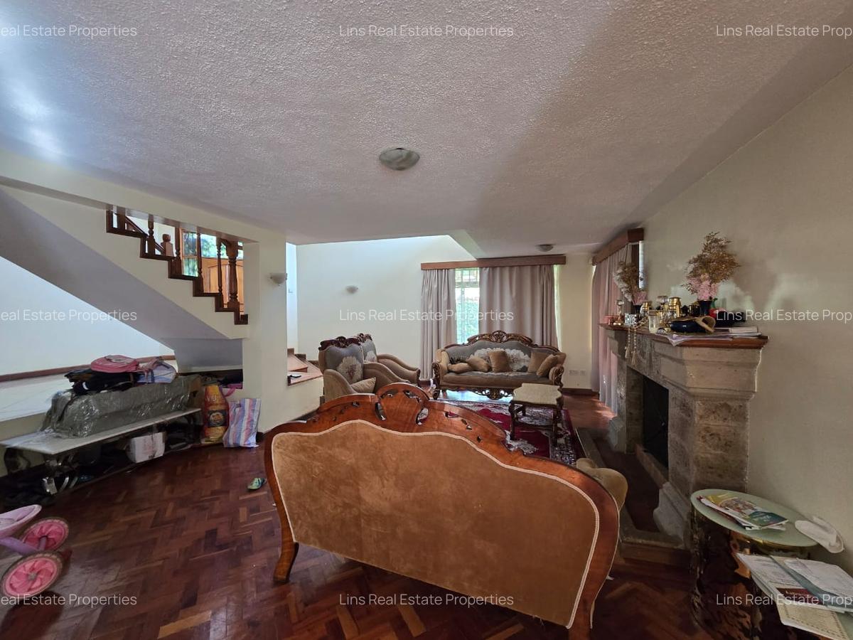 4 Bed Townhouse with En Suite in Spring Valley - 17