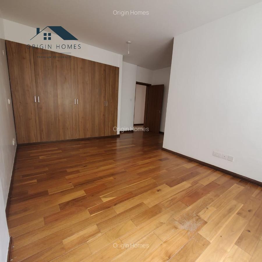 3 Bed Apartment with En Suite at Lavington - 9