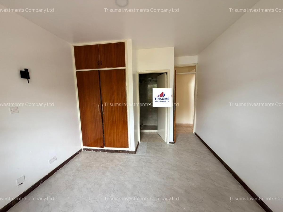 4 Bed Townhouse with En Suite in Westlands Area - 10