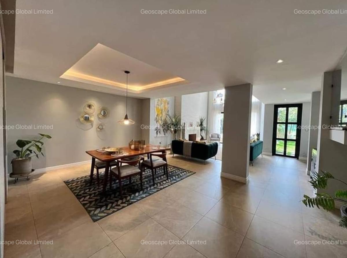 5 Bed Townhouse with En Suite in Runda - 4