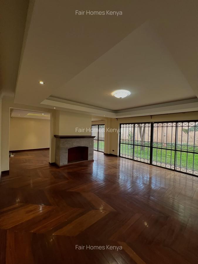 5 Bed Townhouse with En Suite at Convent Drive - 1