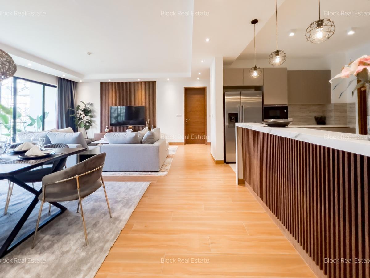 3 Bed Apartment with En Suite in Riverside - 10