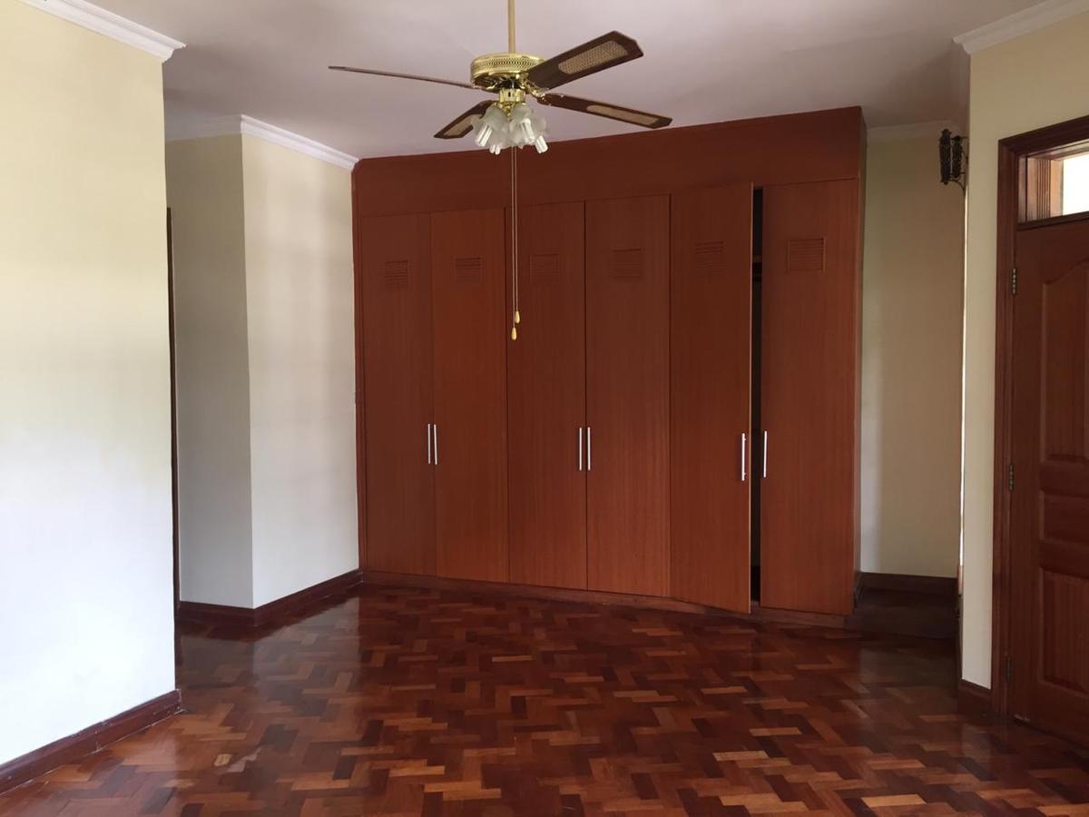 4 Bed Villa with En Suite in Kiambu Road - 5