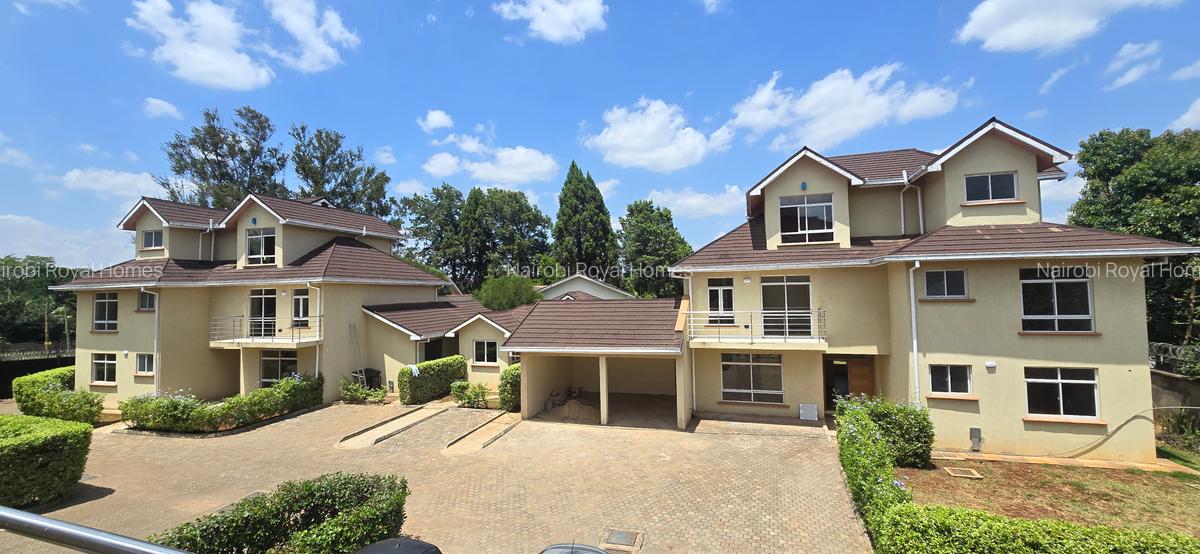 5 Bed Townhouse with En Suite at Kyuna Road - 2