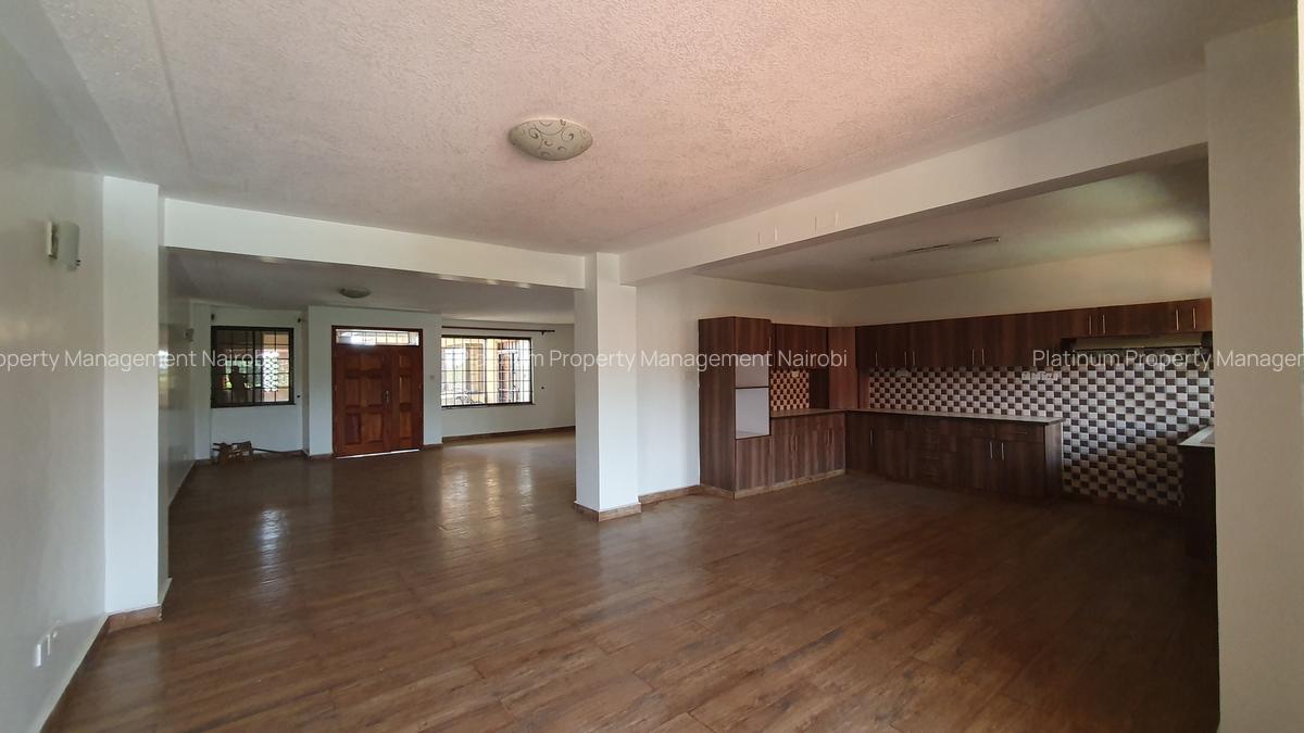 3 Bed Apartment with En Suite at Church Road - 2