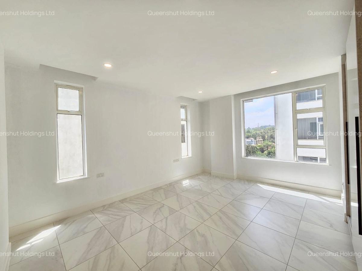 1 Bed Apartment with En Suite in Westlands Area - 9