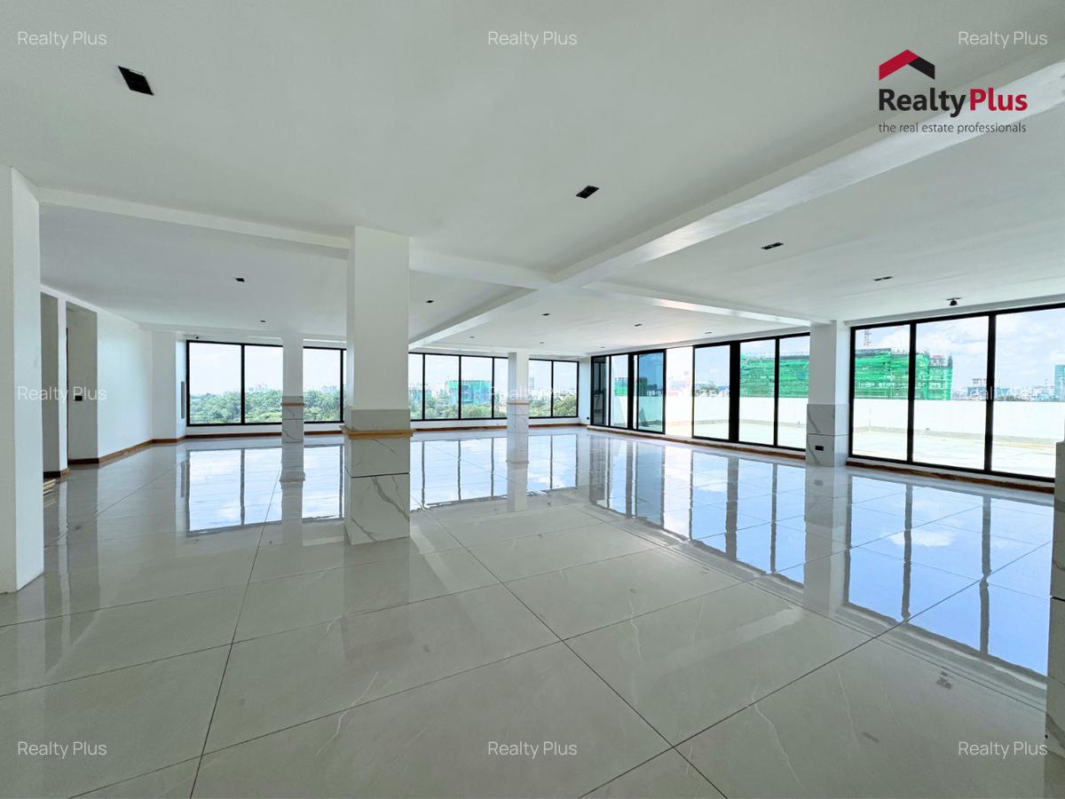 2 Bed Apartment with En Suite at Peponi Road - 20
