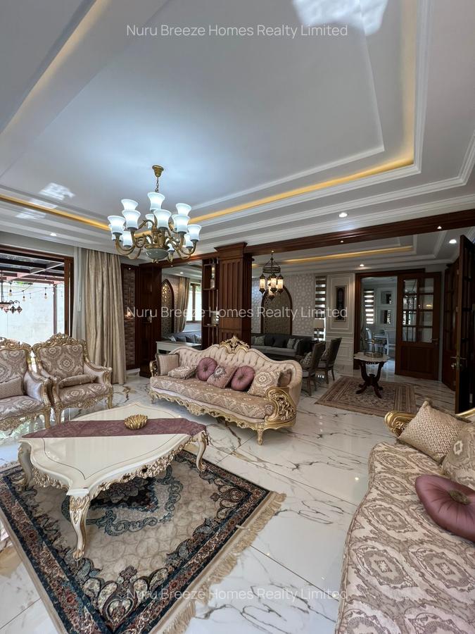 5 Bed Townhouse with En Suite in Lavington - 3