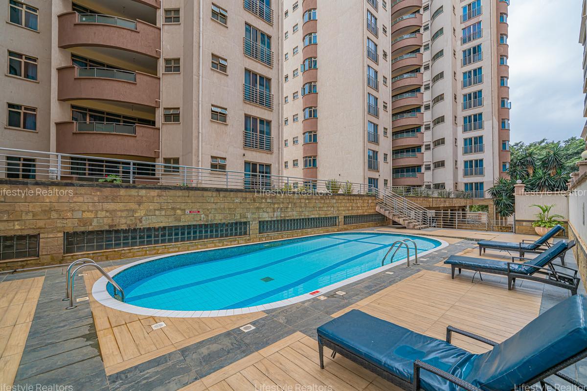 Serviced 3 Bed Apartment with En Suite at Valley Arcade - 8
