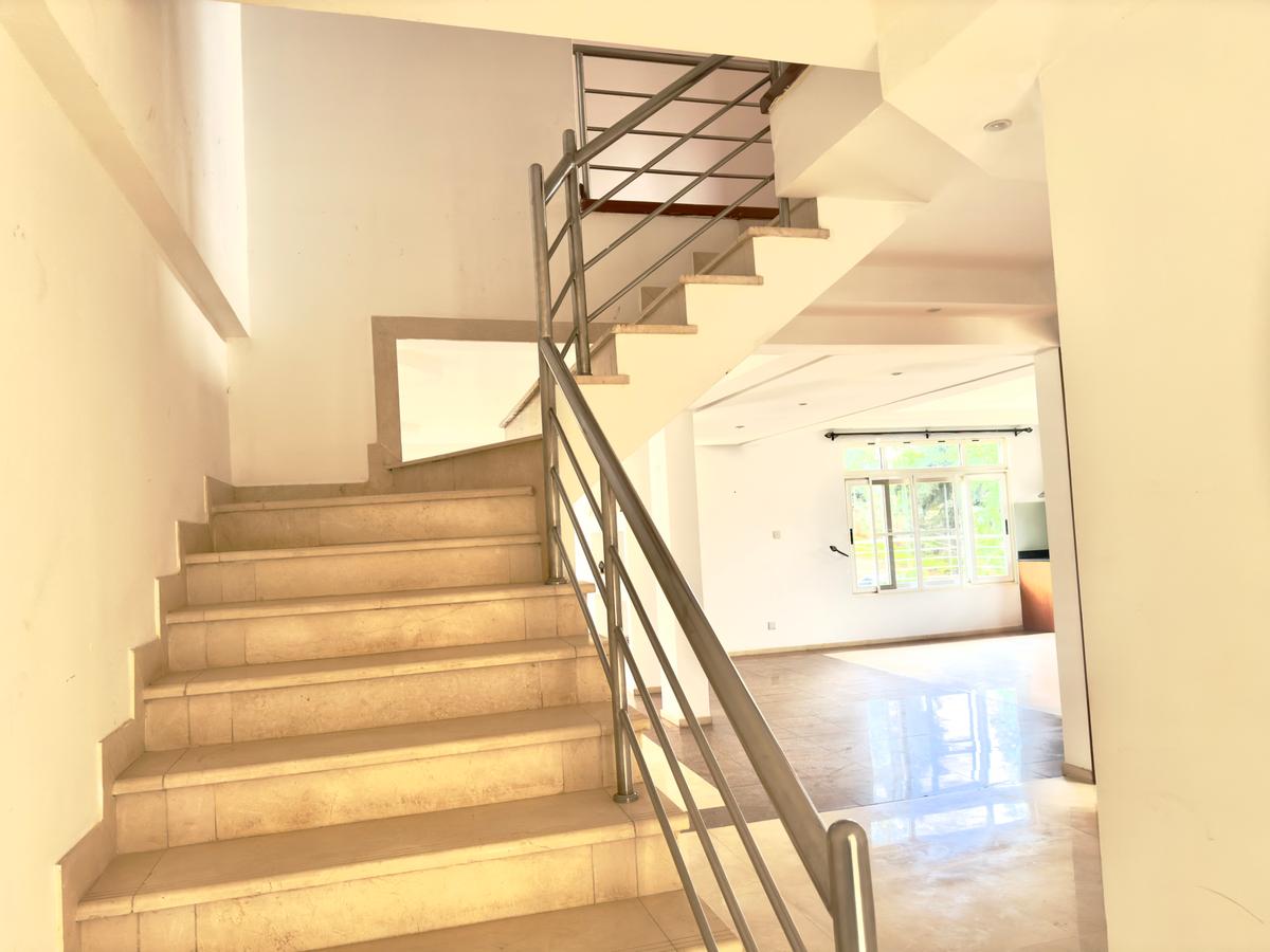 3 Bed Apartment with En Suite in Rhapta Road - 7