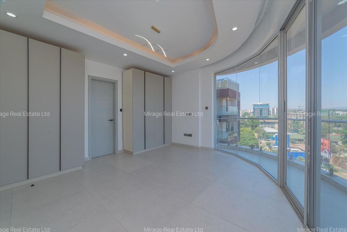 4 Bed Apartment with En Suite in General Mathenge - 5