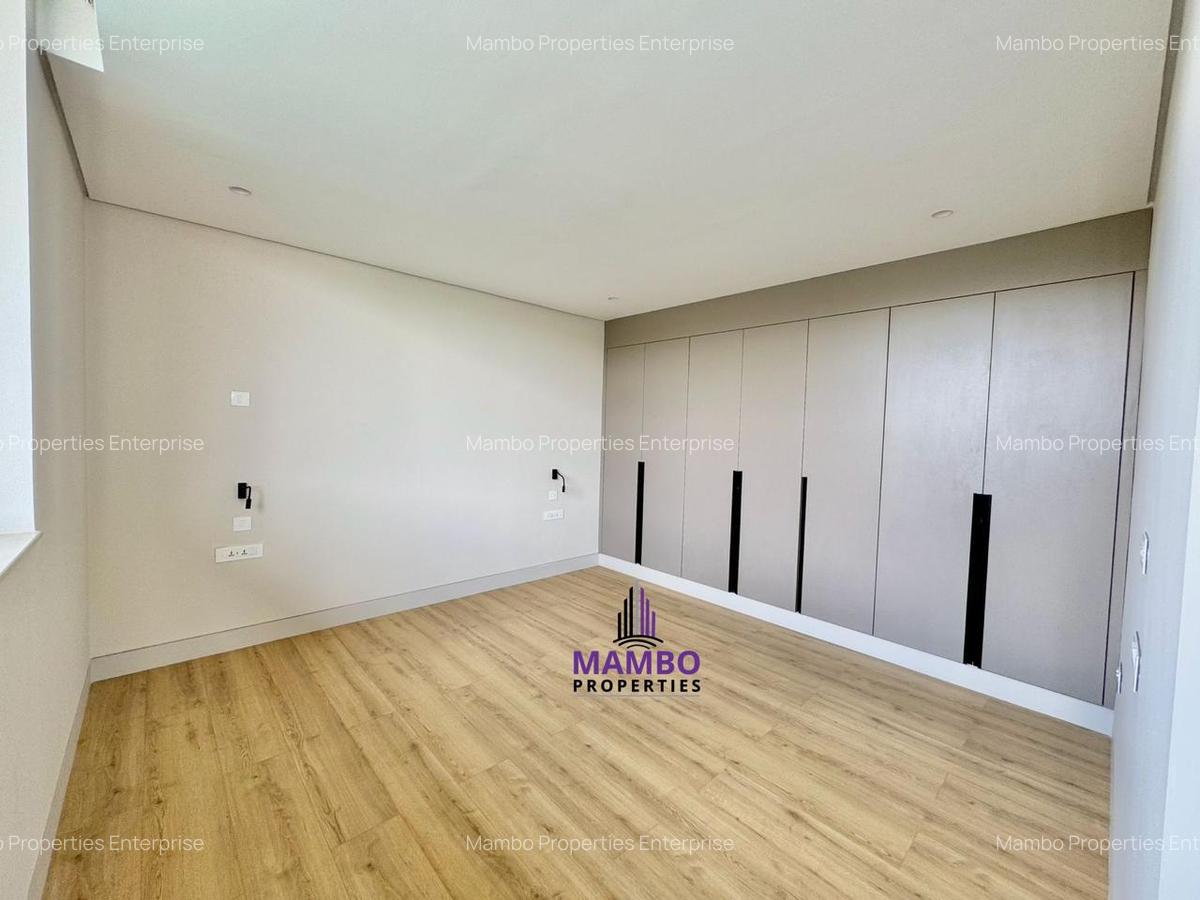 5 Bed Townhouse with En Suite at Grevillea Grove - 18