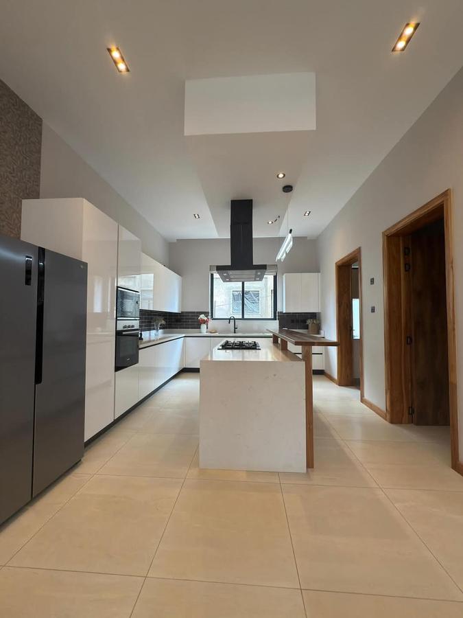 4 Bed Townhouse with En Suite at Loresho - 2