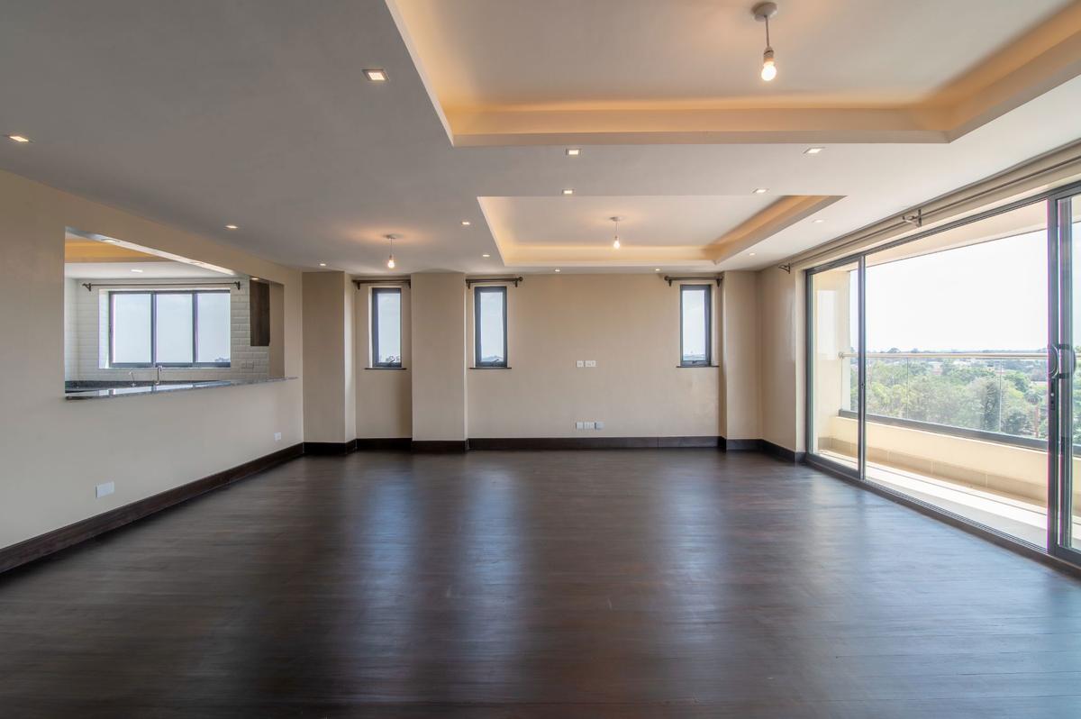 4 Bed Apartment with En Suite in Lavington - 2