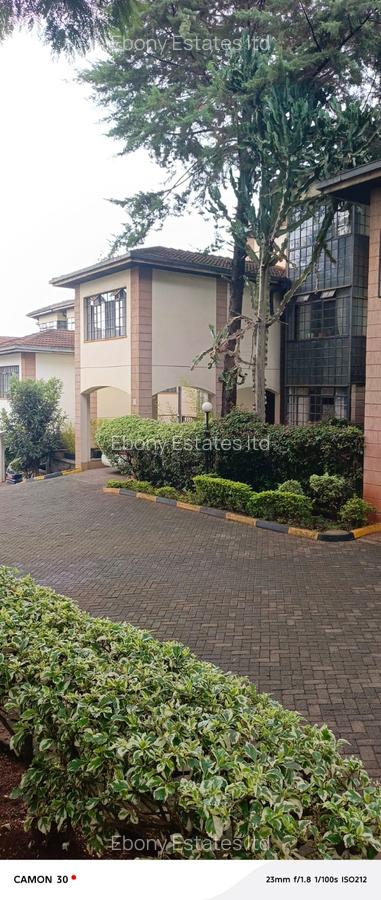 4 Bed Townhouse with En Suite in Lavington - 1