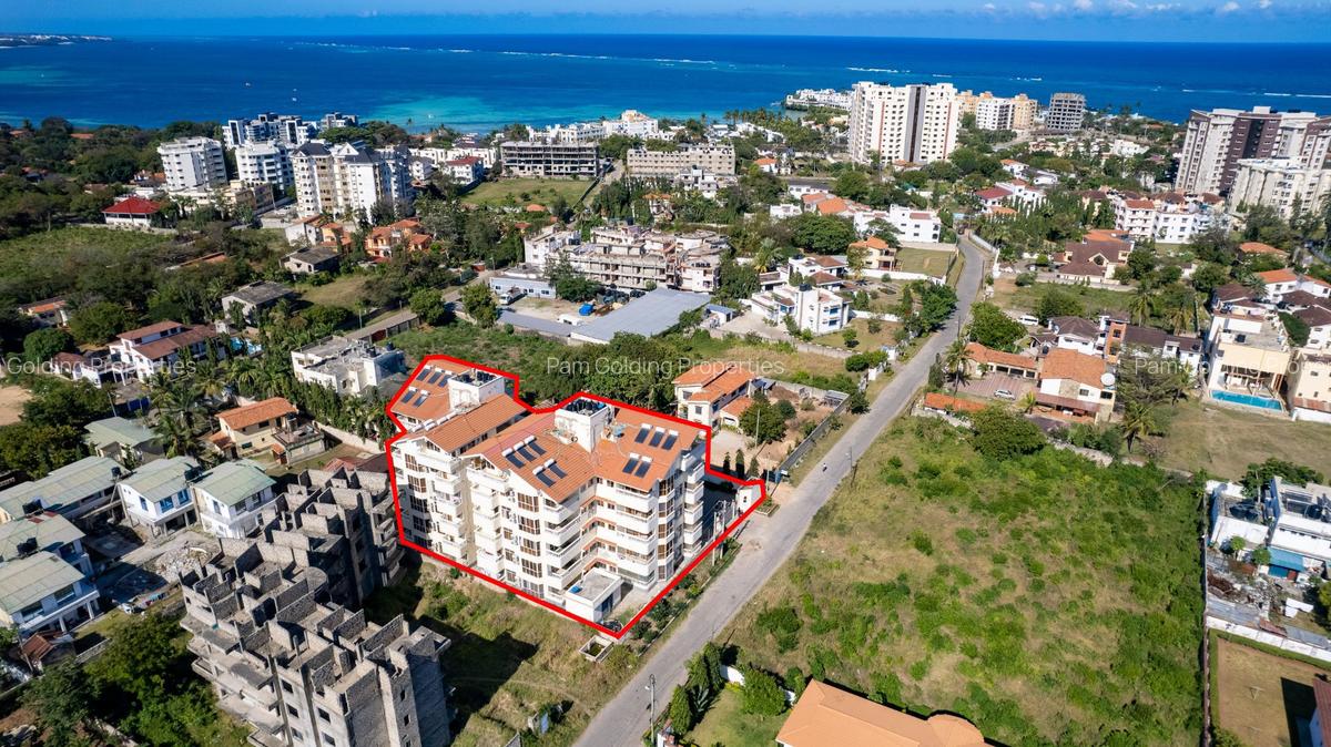 3 Bed Apartment with En Suite in Nyali Area - 1