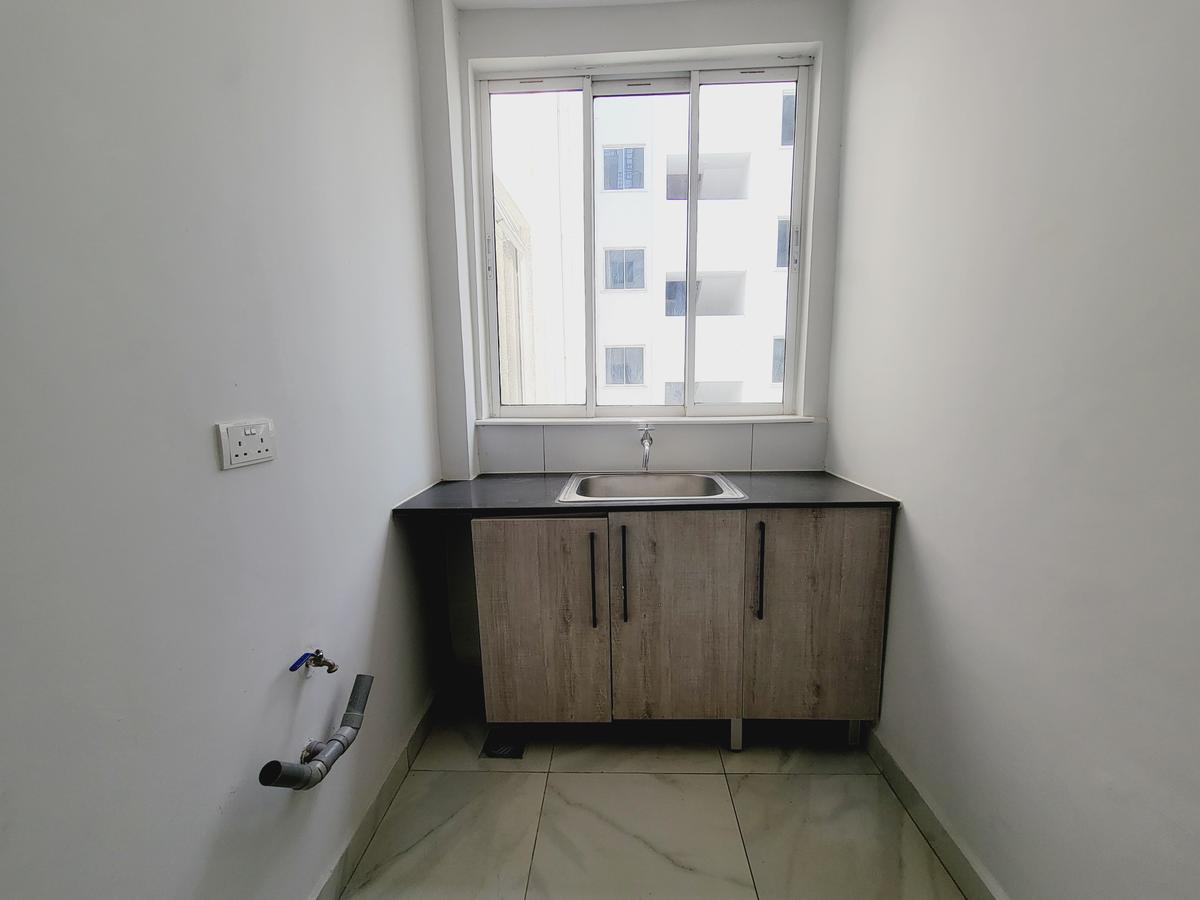 3 Bed Apartment with En Suite in Rhapta Road - 15