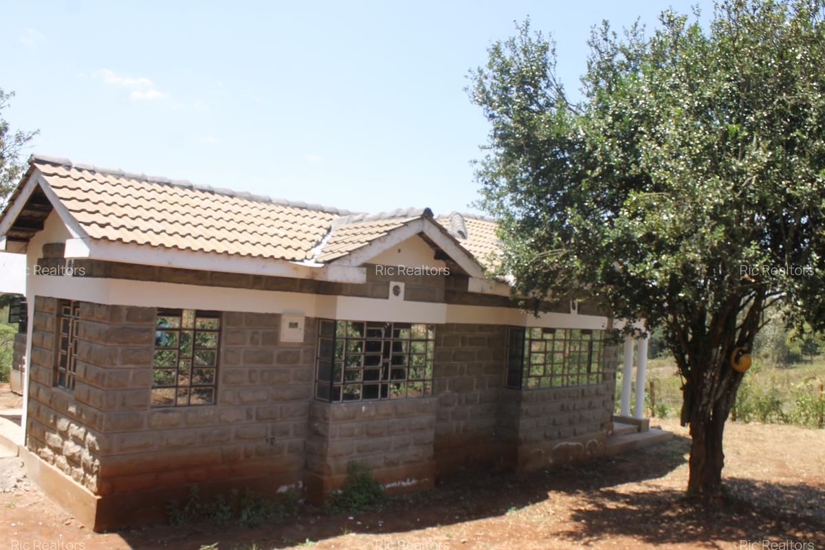 3 Bed House with Garden at Karen - Plains - 5