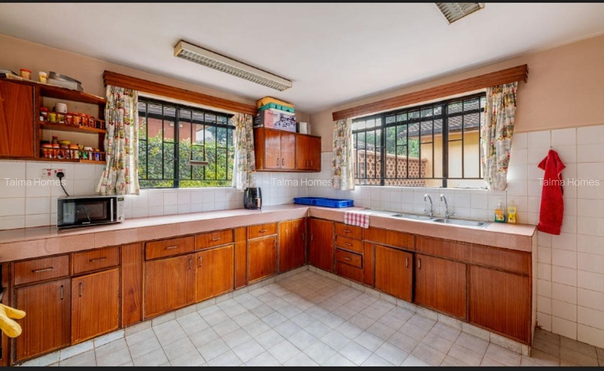 4 Bed House with En Suite at Off Waiyaki Way - 11