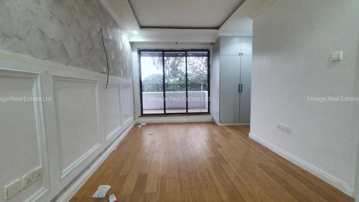 4 Bed Villa with En Suite in Lavington - 5