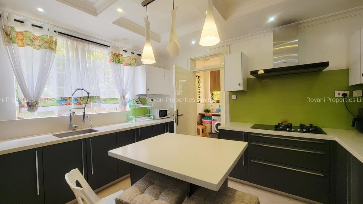4 Bed House with En Suite in Kiambu Road - 6
